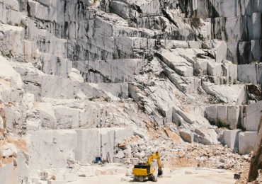 large-excavator-mining