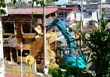 demolition-excavator