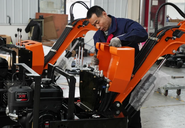 chinese-excavator-factory