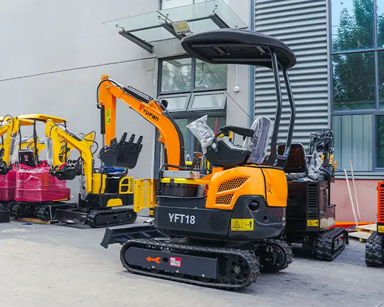 mini trackhoe one side