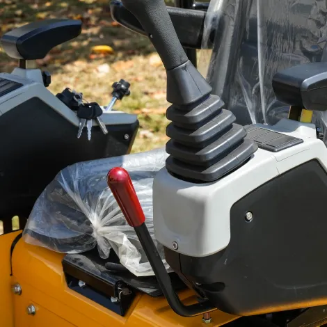 1.8 ton excavator with safety lock